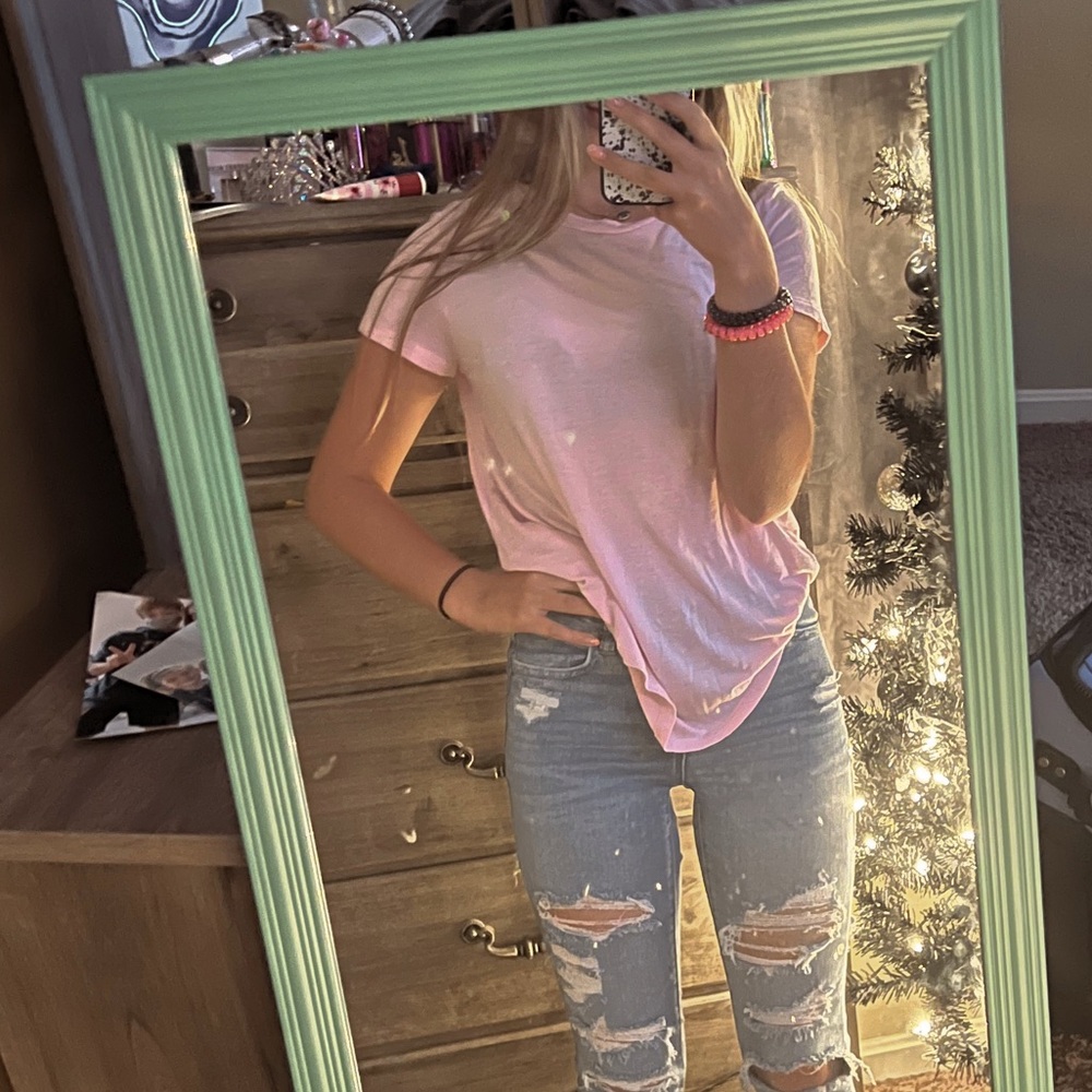 seriously soft aero pink tee
